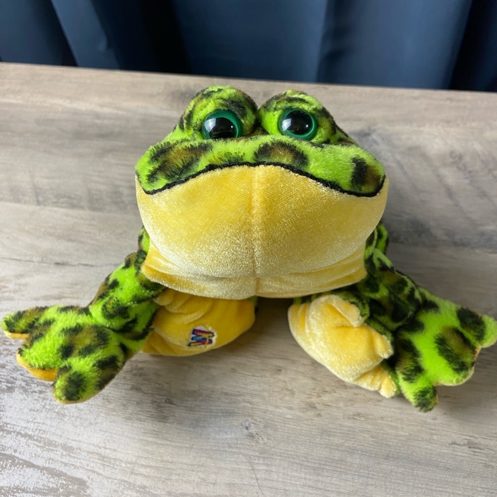 Ganz Webkinz Bullfrog Green Black Plush Stuffed Animal HM114 No Code 8"